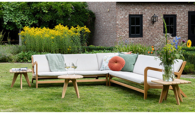 Oud teak houten bankje | de Loods Meubelen