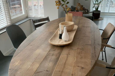kies voor een eettafel van steigerhout